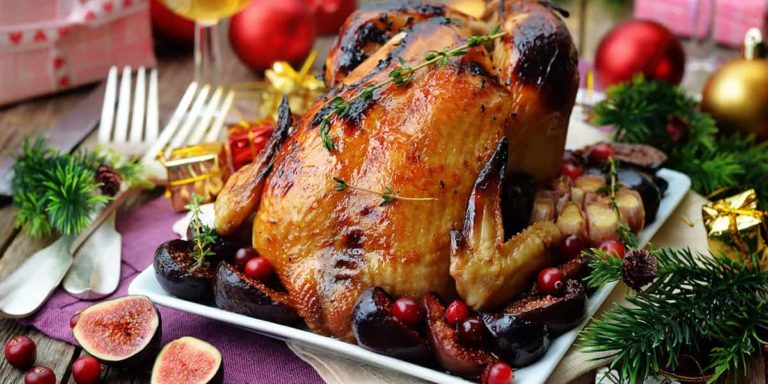 Roasted chicken with figs, cranberries and garlic for Christmas