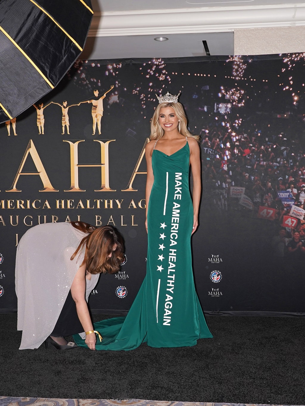 A Vogue Editor Attends the MAHA Gala&-and Leaves Hungry