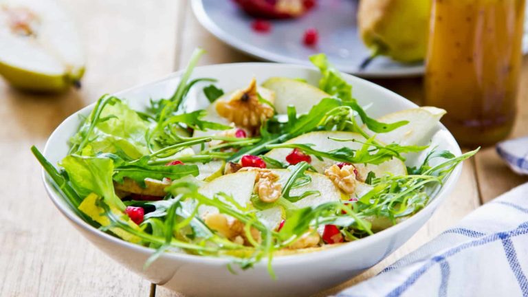 pear walnut salad recipe
