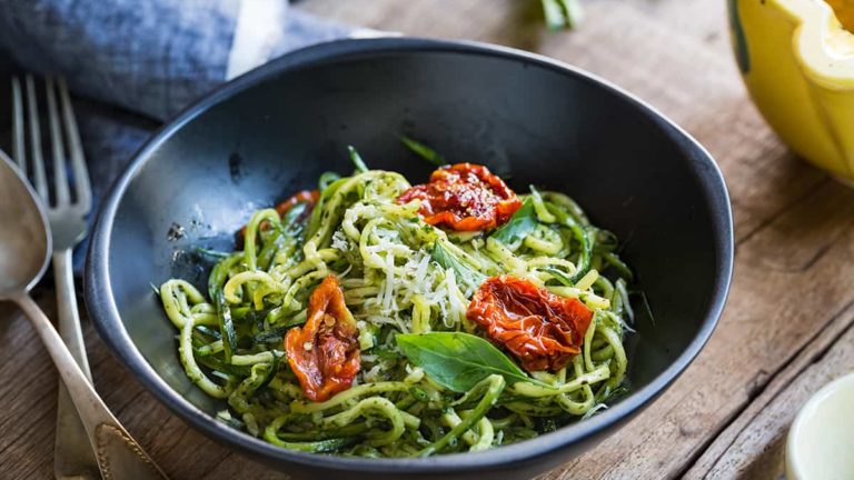Zucchini Pasta in Pesto sauce with Sun dried Tomato